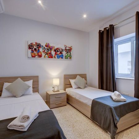 Uptown Mellieha By Homely ภายนอก รูปภาพ