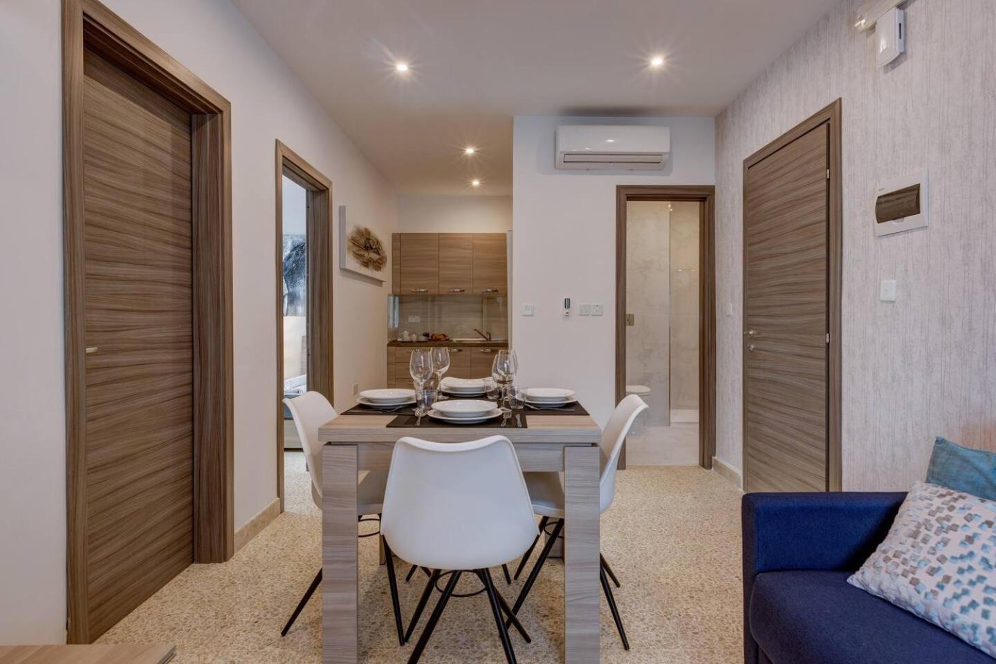 Uptown Mellieha By Homely ภายนอก รูปภาพ