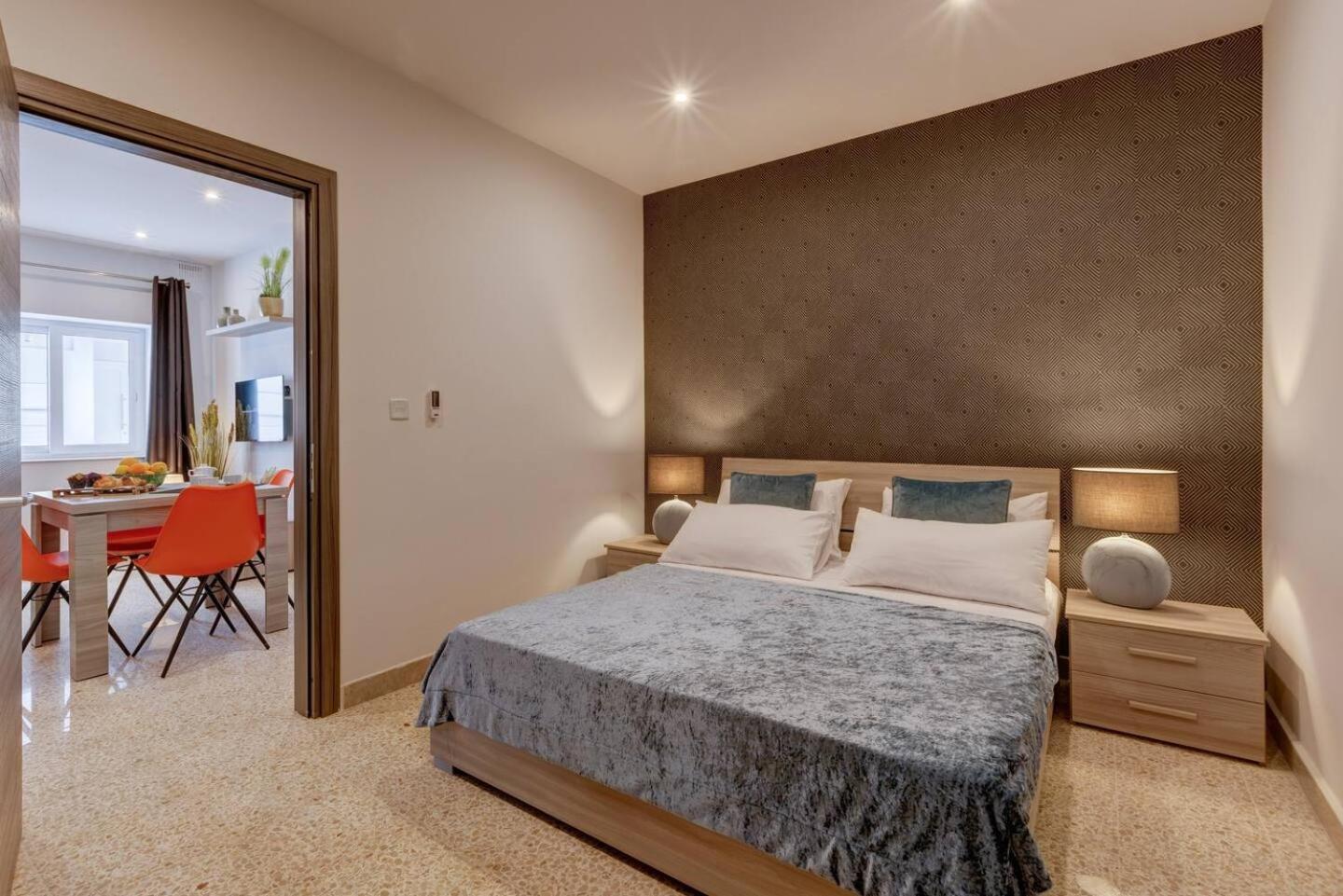 Uptown Mellieha By Homely ภายนอก รูปภาพ