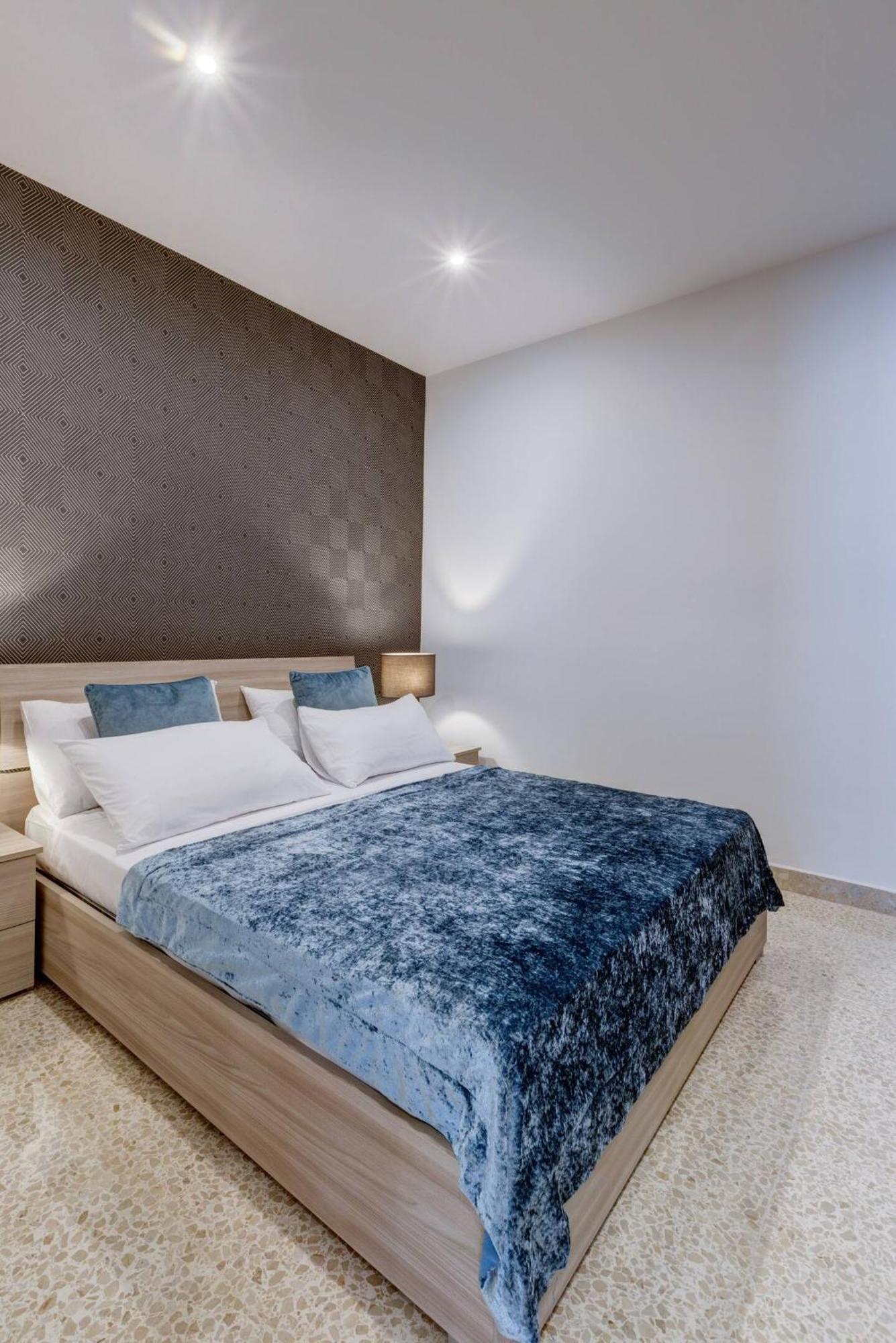 Uptown Mellieha By Homely ภายนอก รูปภาพ