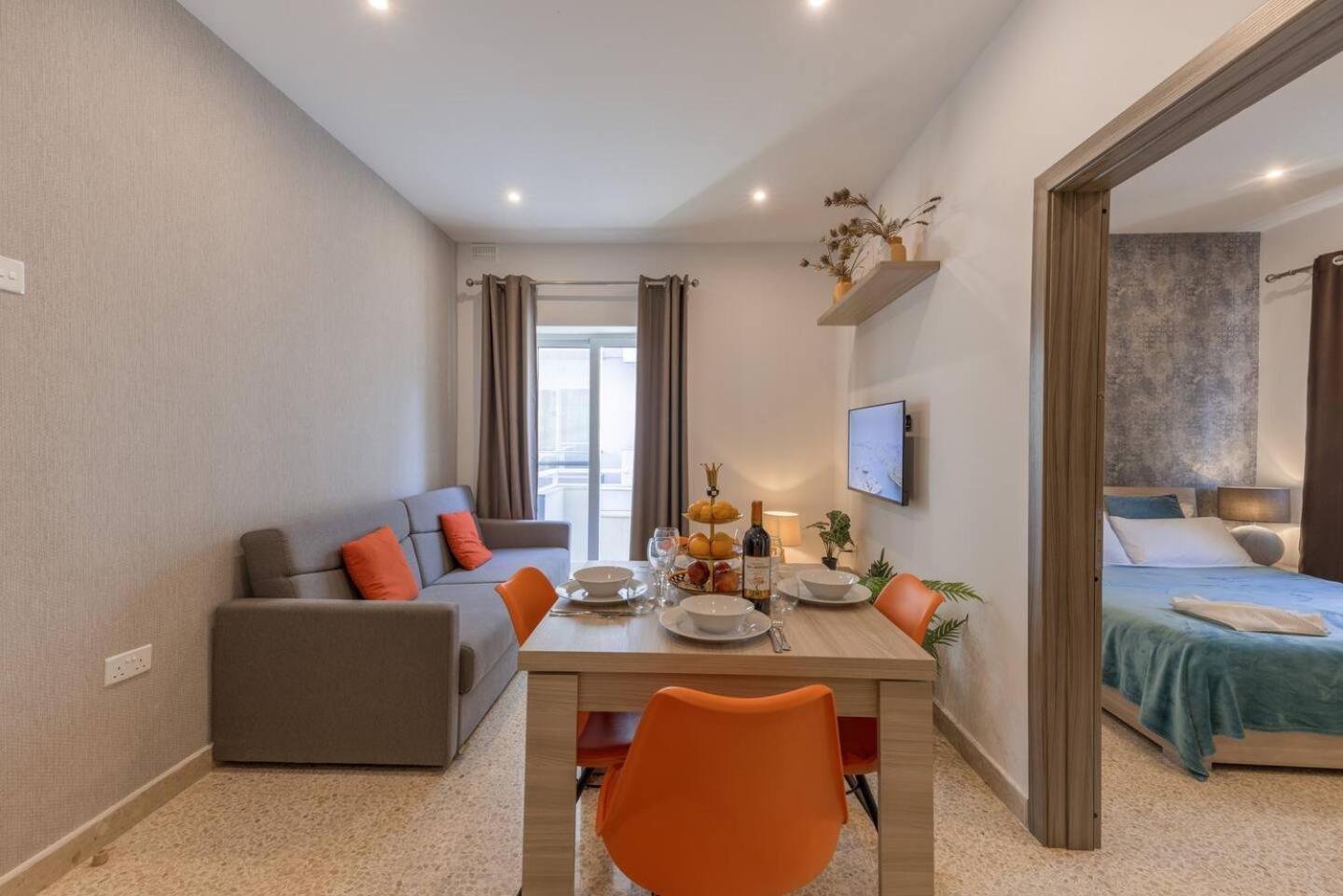 Uptown Mellieha By Homely ภายนอก รูปภาพ