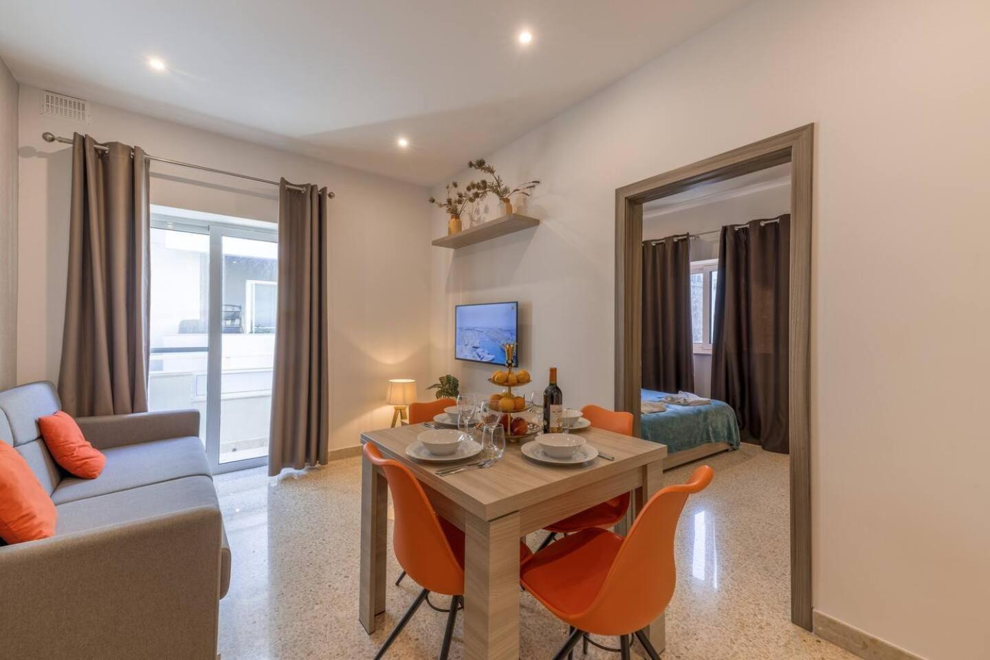 Uptown Mellieha By Homely ภายนอก รูปภาพ