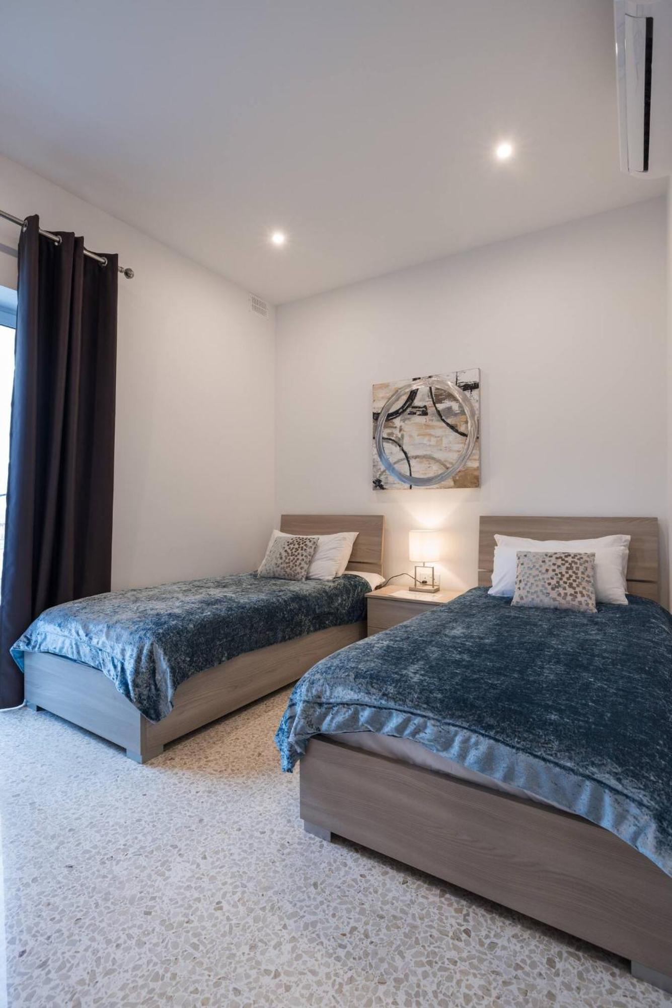 Uptown Mellieha By Homely ภายนอก รูปภาพ