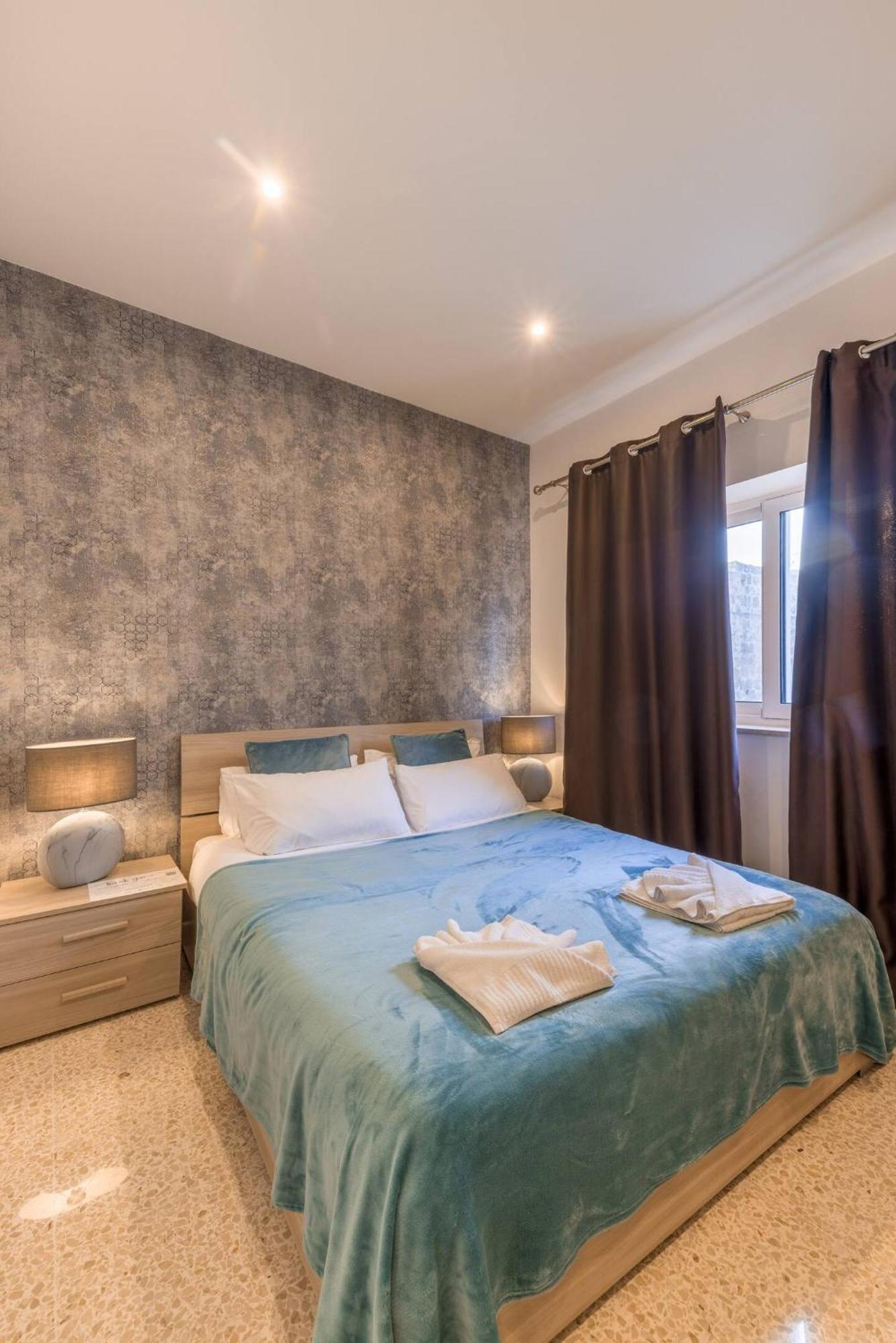 Uptown Mellieha By Homely ภายนอก รูปภาพ
